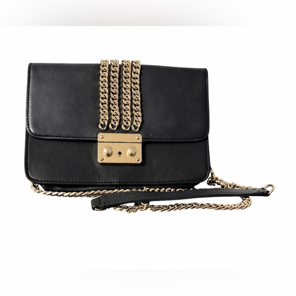 Greg Michaels Black Chain Crossbody Bag – Great Condition